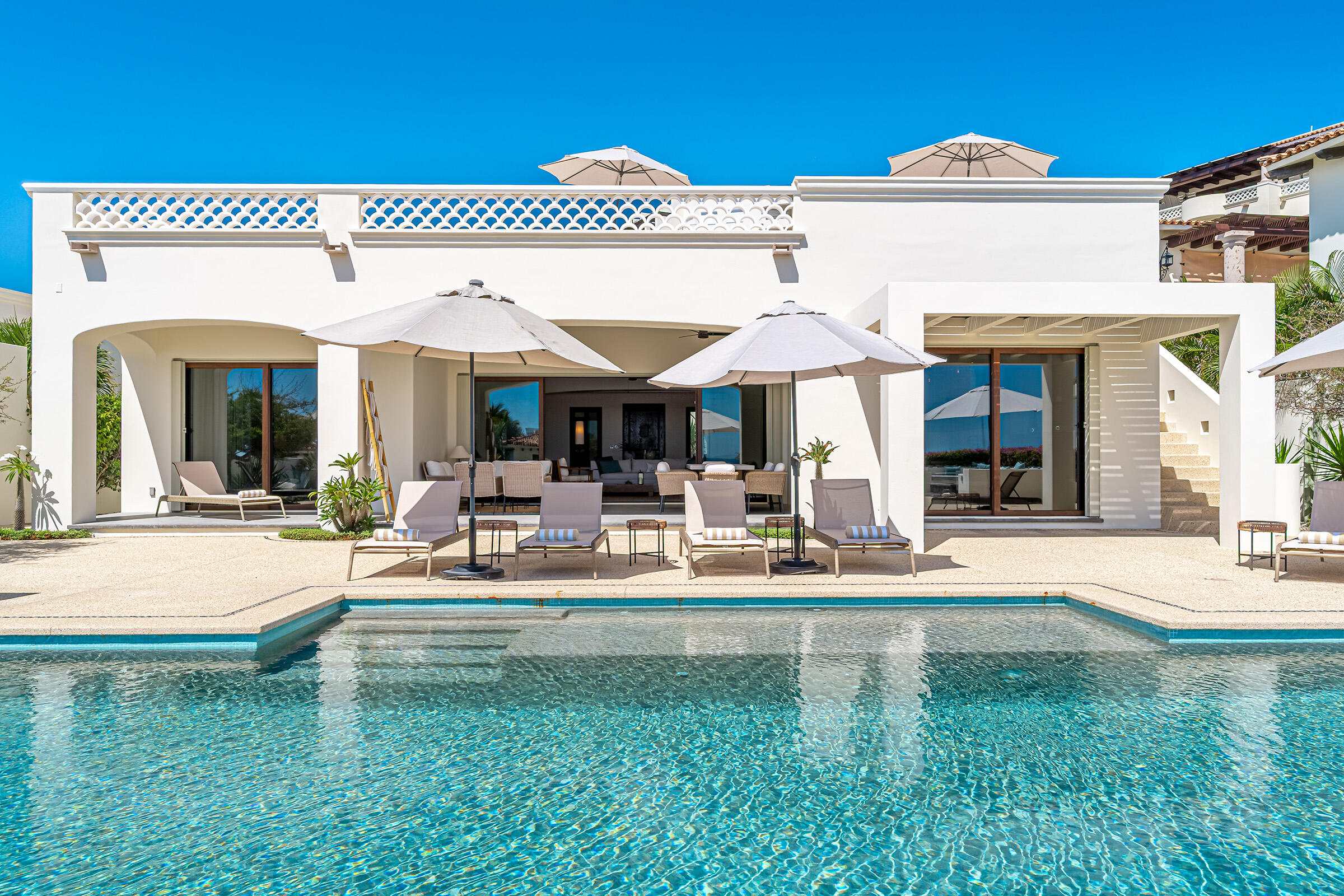 Cabo Luxury Fundadores Villa Maralta 62 offers contemporary coastal living in Puerto Los Cabos.This newly built 5-bedroom residence is designed around seamless indoor-outdoor flow, with main living areas opening toward the terrace, pool, and ocean for sale