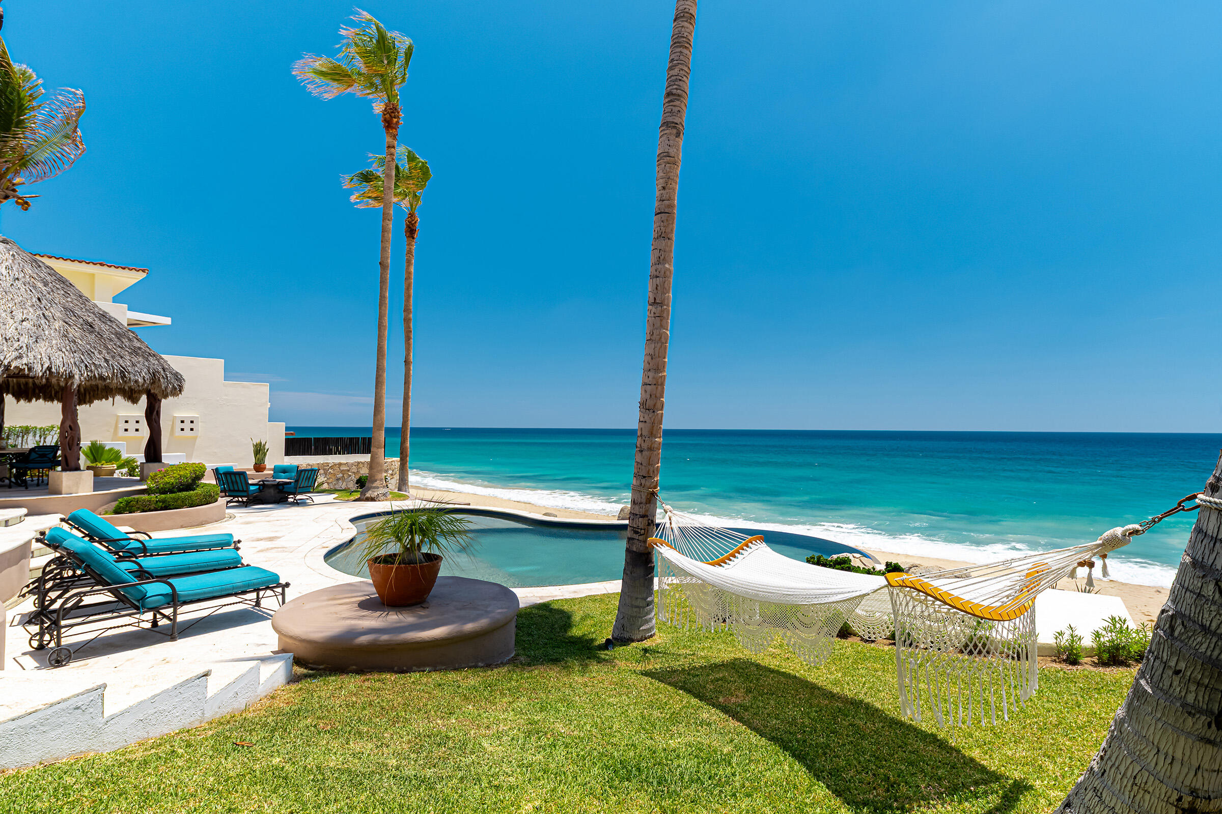 Cabo Luxury Espiritu Del Mar This two story home is located within the exclusive gated community of Espiritu. The entrance surrounded by the interior courtyard will welcome you home; at the lower level a mesmerizing for sale